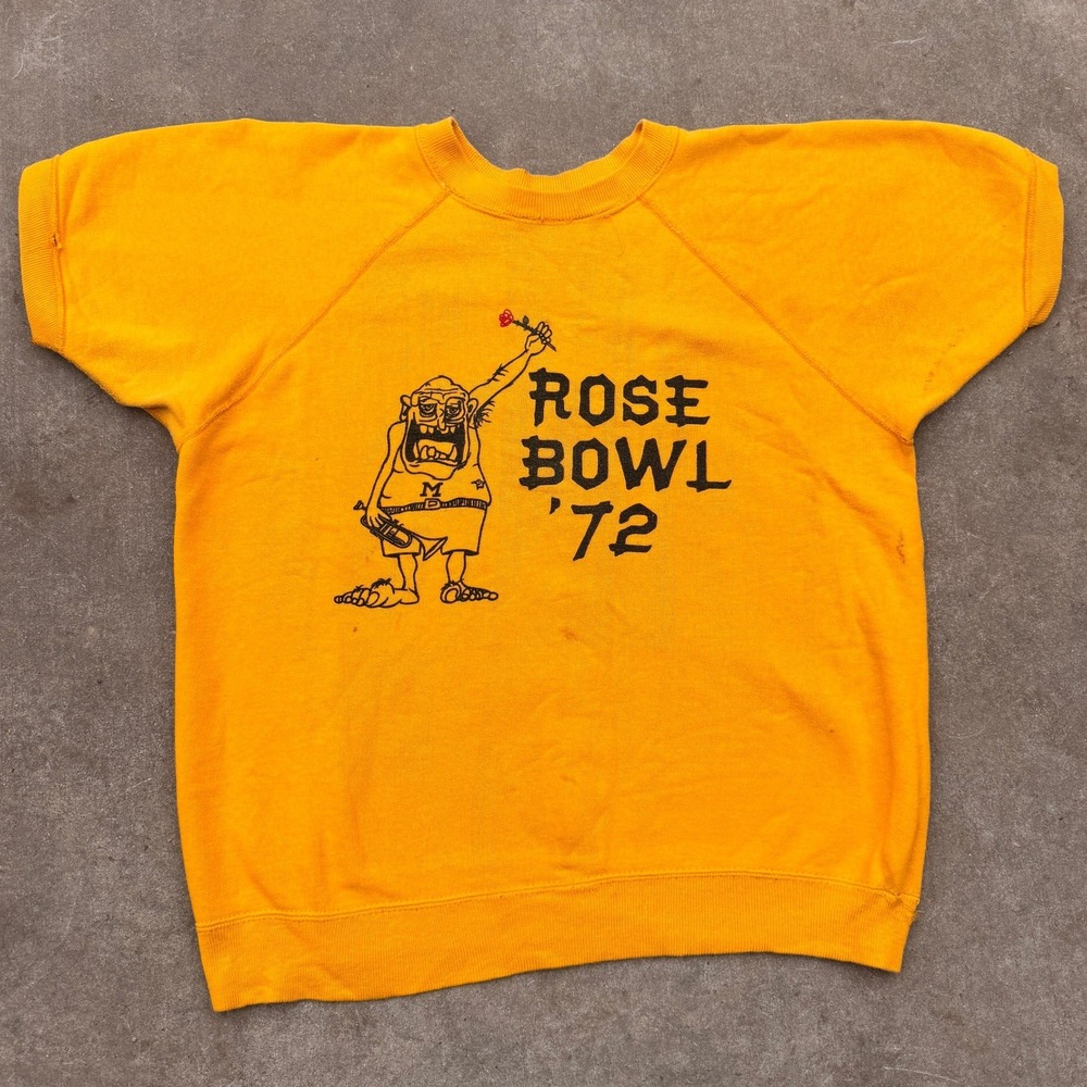 Vintage 70s Rose Bowl Monster Power Graphic Short Sleeve Sweatshirt Yellow USA
